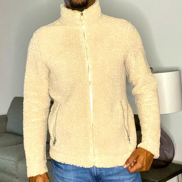 Faux Shearling Jacket 🧥 from H&M - Picture 3 of 5